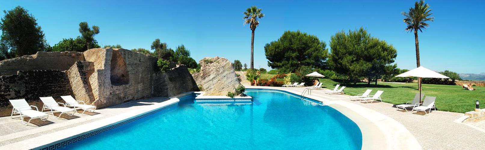 Swimming pool Hotel Casal Santa Eulalia Can Picafort